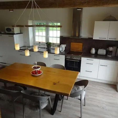 With 3 Bedrooms 別荘 Hasselberg
